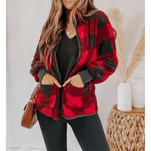 NWT MAGNOLIA GALWAY RED ❤️🖤 PLAID COZY FLEECE JACKET, Sz.M, BNWTIB